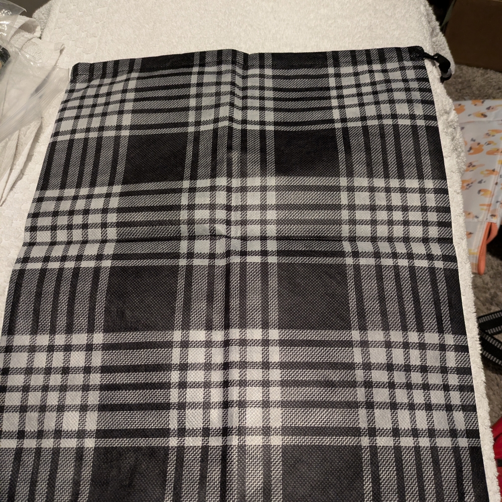 Thirty-One Timeless Memory Pouches - Picture 4 of 4